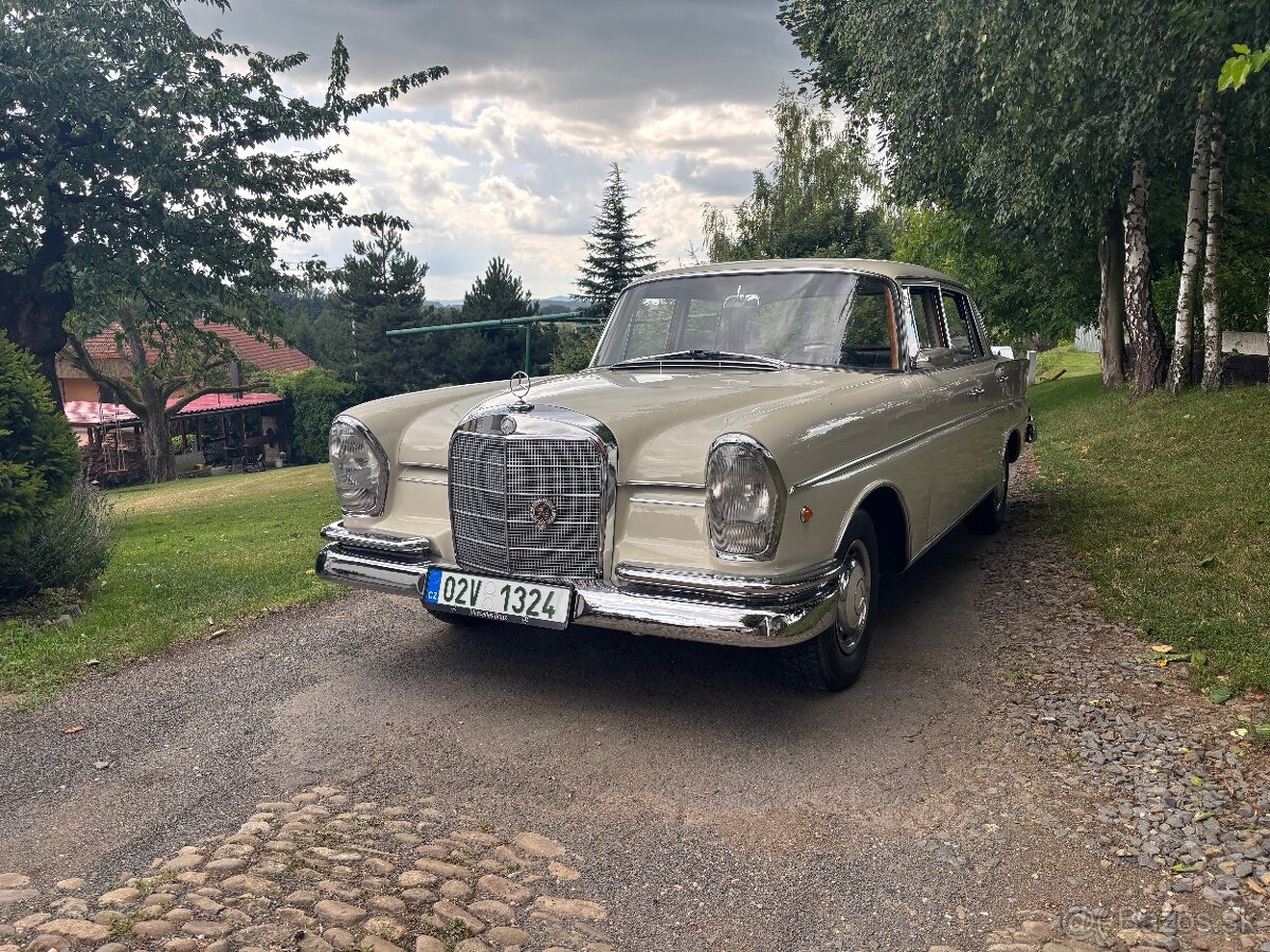 Mercedes W111 220SE 1959 - 2