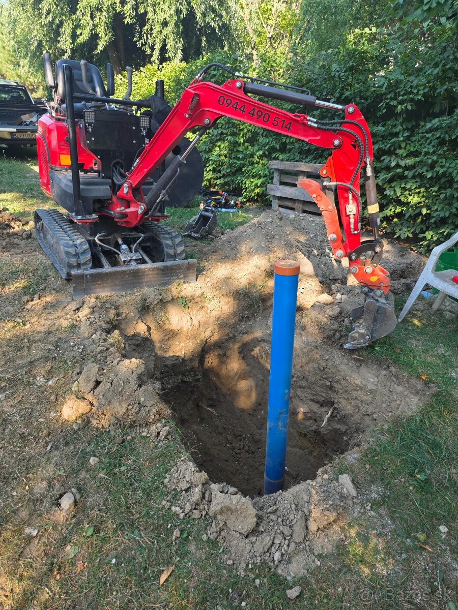 Vykopove práce MinibagerZB - 2