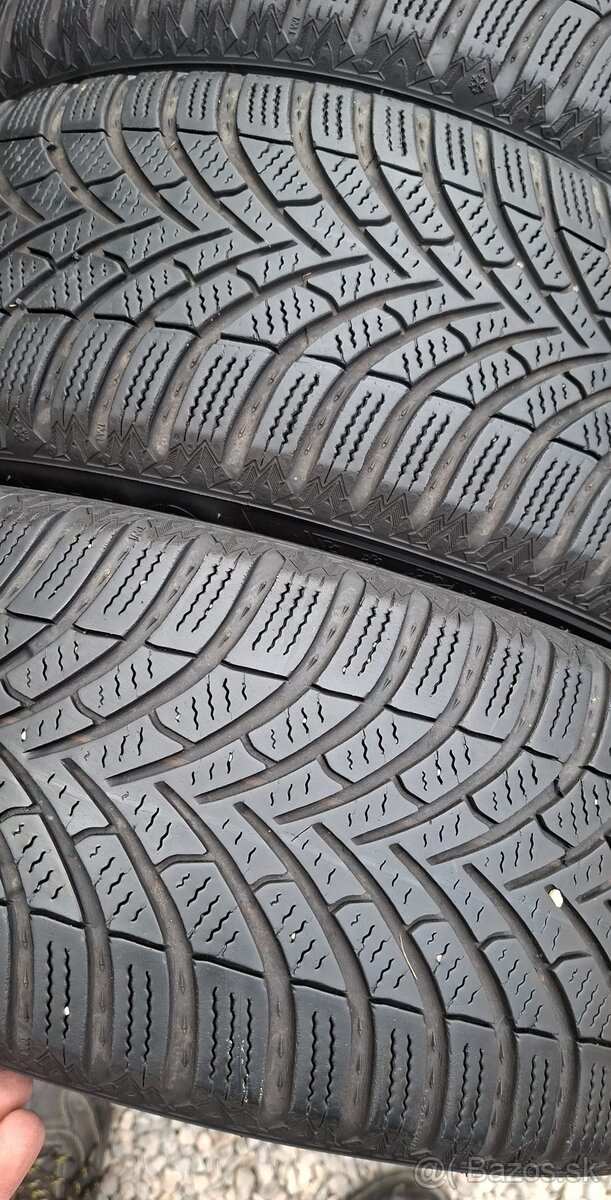 195/60R16 Semperit zimné - 2