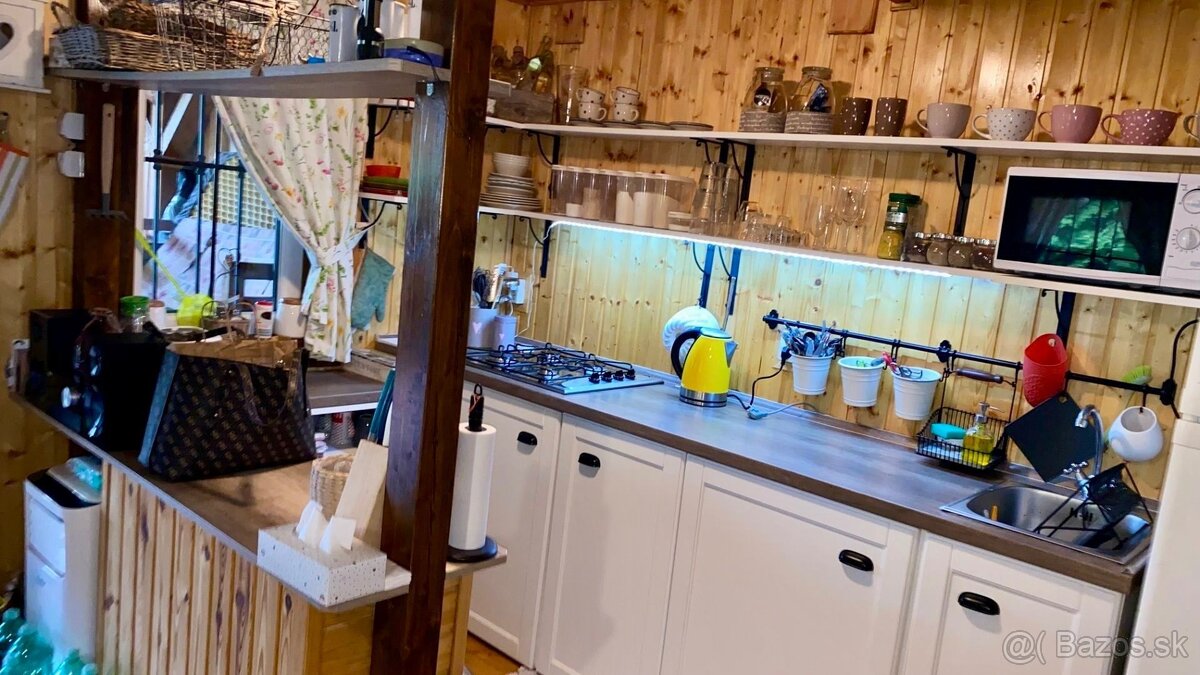 MAĎARSKO - LUXUSNÁ CHATA S LETNOU KUCHYŇOU A BAZÉNOM. - 2