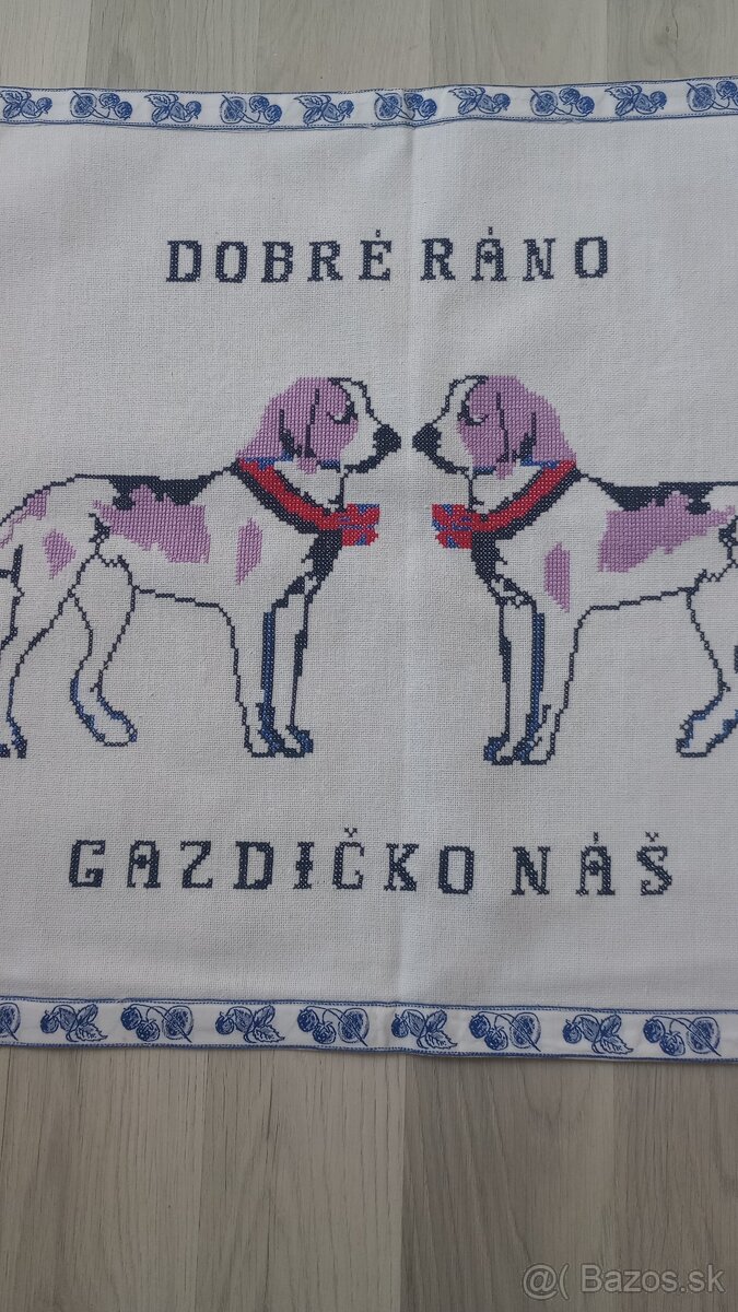 Vyšívaná nástenná dekorácia - 2