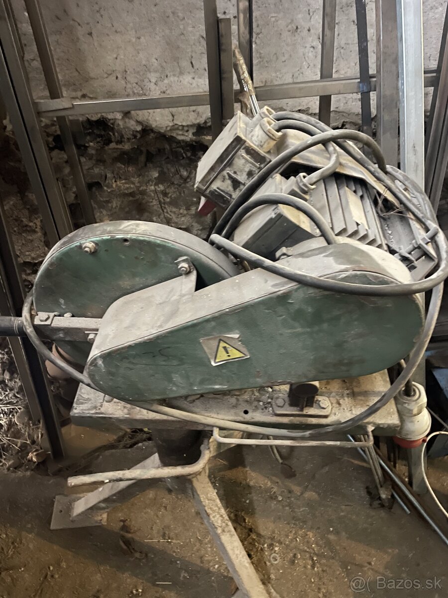 Predám rozbrušovačka KDP 300 - 2