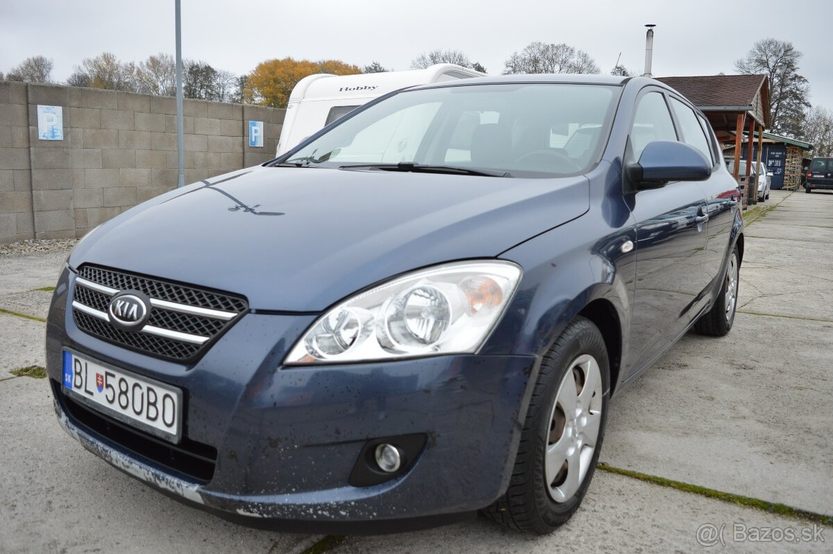 Kia Ceed 1,6CRDi 85kW EX Slovenské STK 6/2027 klíma - 2