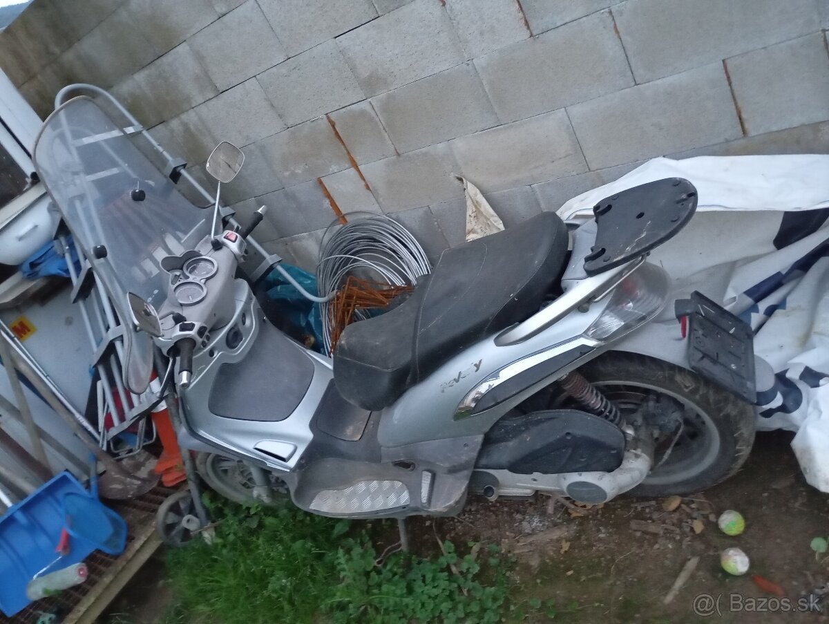 Piaggio Beverly 250 - 2