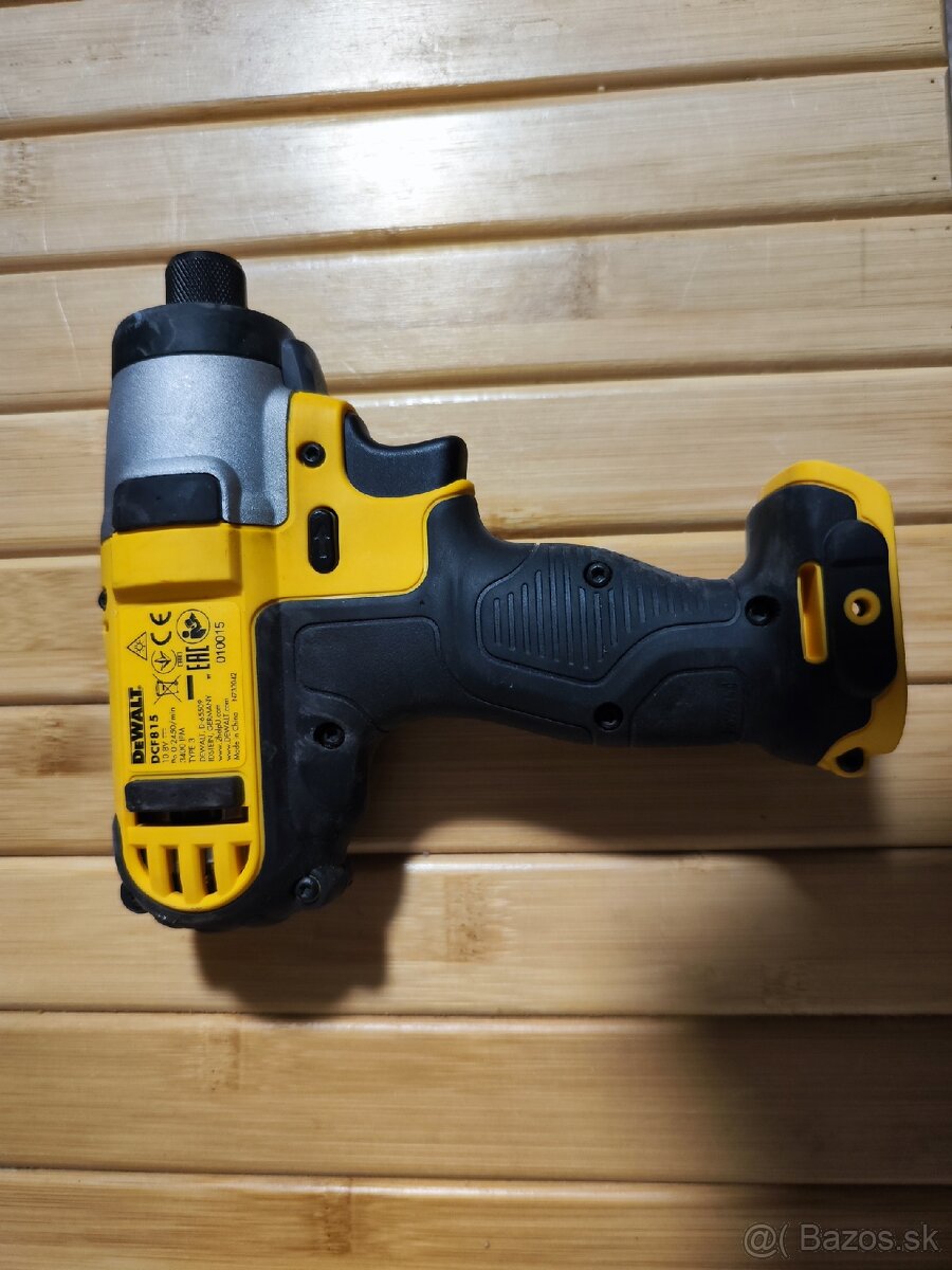 Razovy uťahovak / vŕtačka / skrutkovač - 2