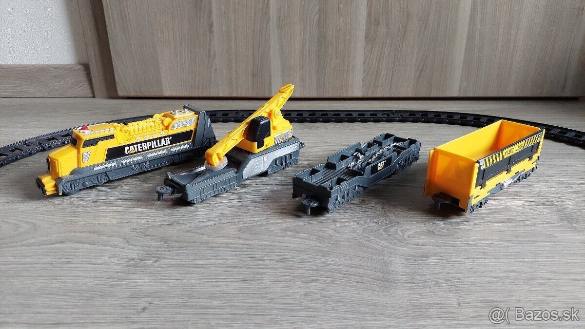 vlacik a kolajnice - 2