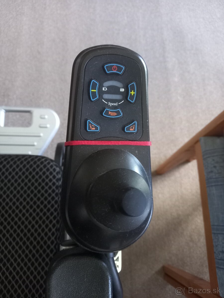 Elektrický invalidný vozík - 2