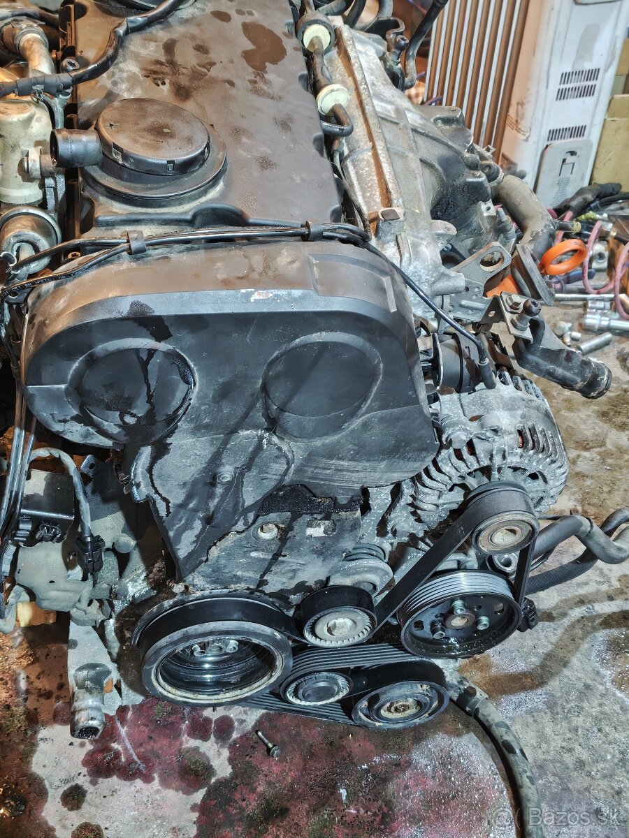 Motor Audi A4 B7 2.0 tdi 103kw - 2