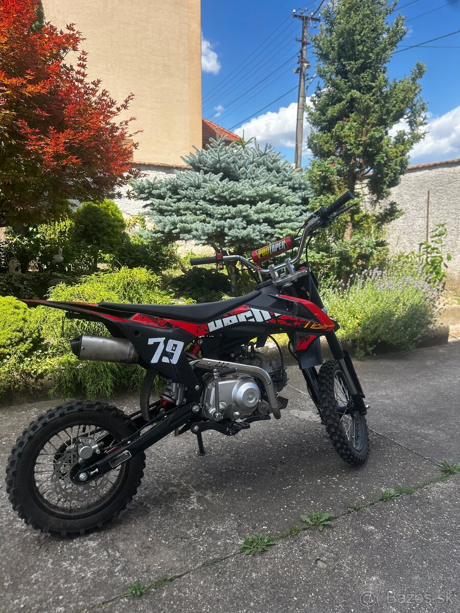 Predám motorku hecht 125cm3 - 2