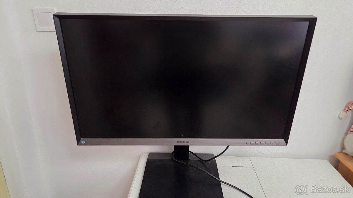 Samsung S32D850T – 32" WQHD monitor, výborný stav - 2