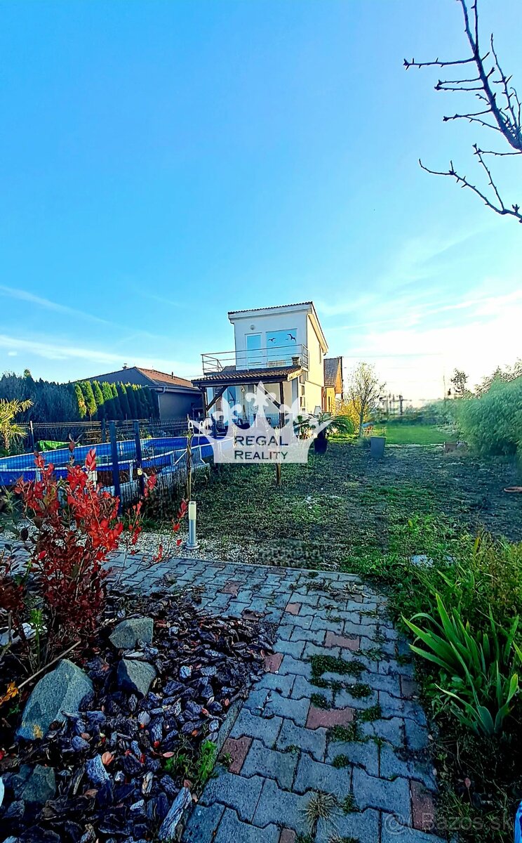 Štýlovo zrekonštruovaný 3-izbový rodinný dom - 2