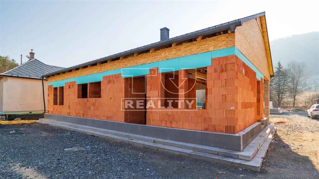 NADŠTANDARDNÁ NOVOSTAVBA 4KK na slnečnom pozemku v obci... - 2