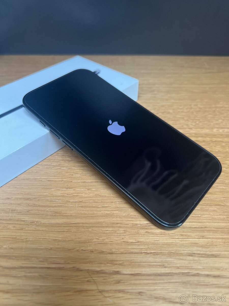 Predám iPhone AIR 256GB, TOP ZARUKA SK 2R, VOLNY - 2