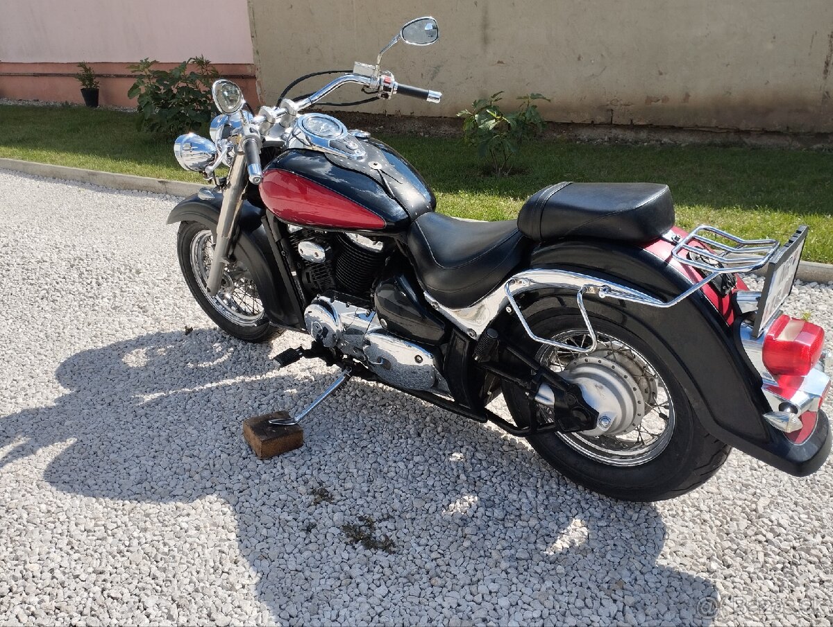 Suzuki VL 800 Volusia - 2