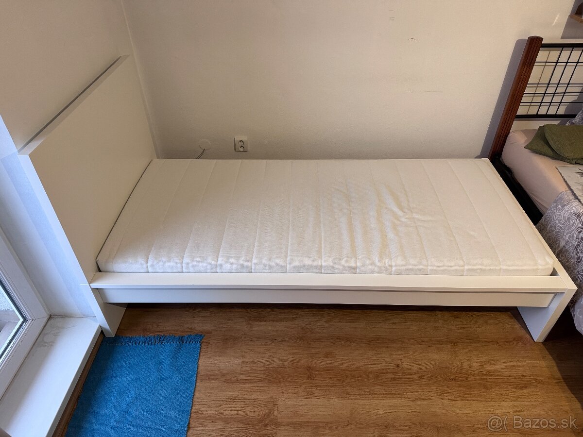 Jednolôžkova posteľ - 2