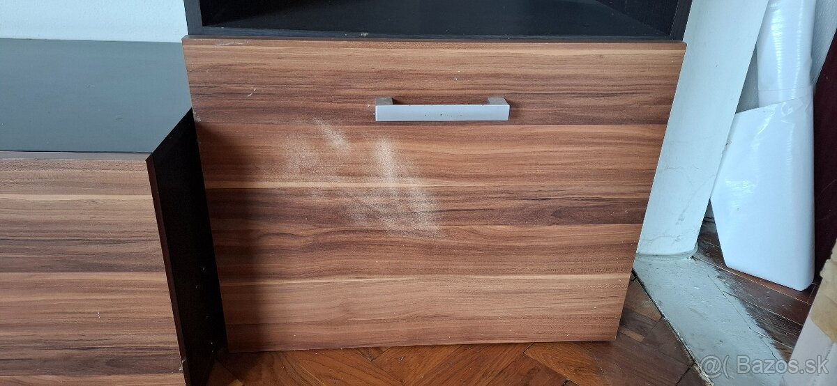 DARUJEM NABYTOK-Zatial Rezervovane do 15.00 - 2