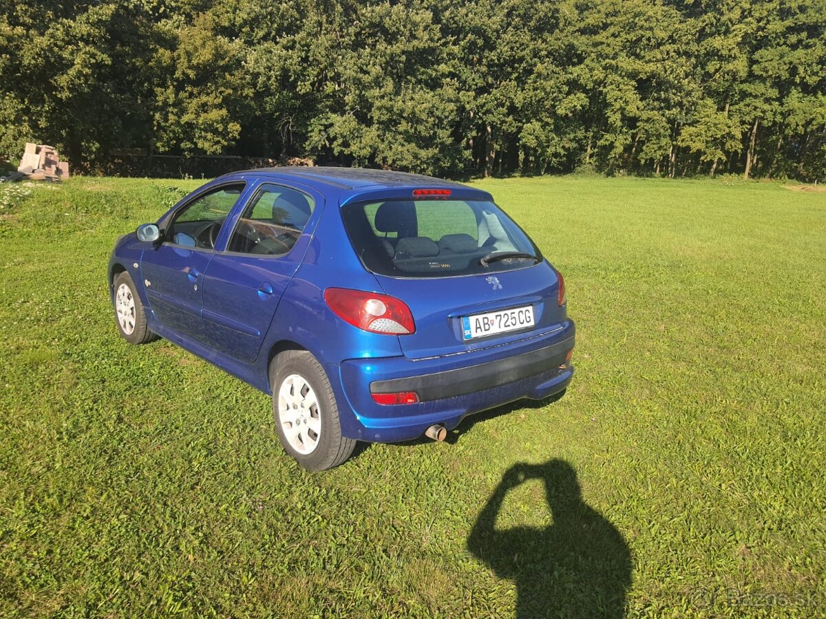 Peugeot 206 + 1,4hdi 50kw r.v 2011 - 2