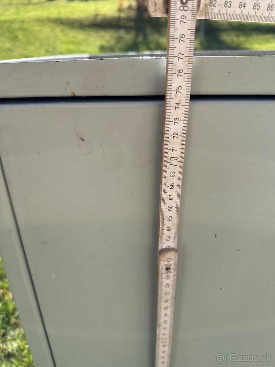 Plechova skrinka - 2