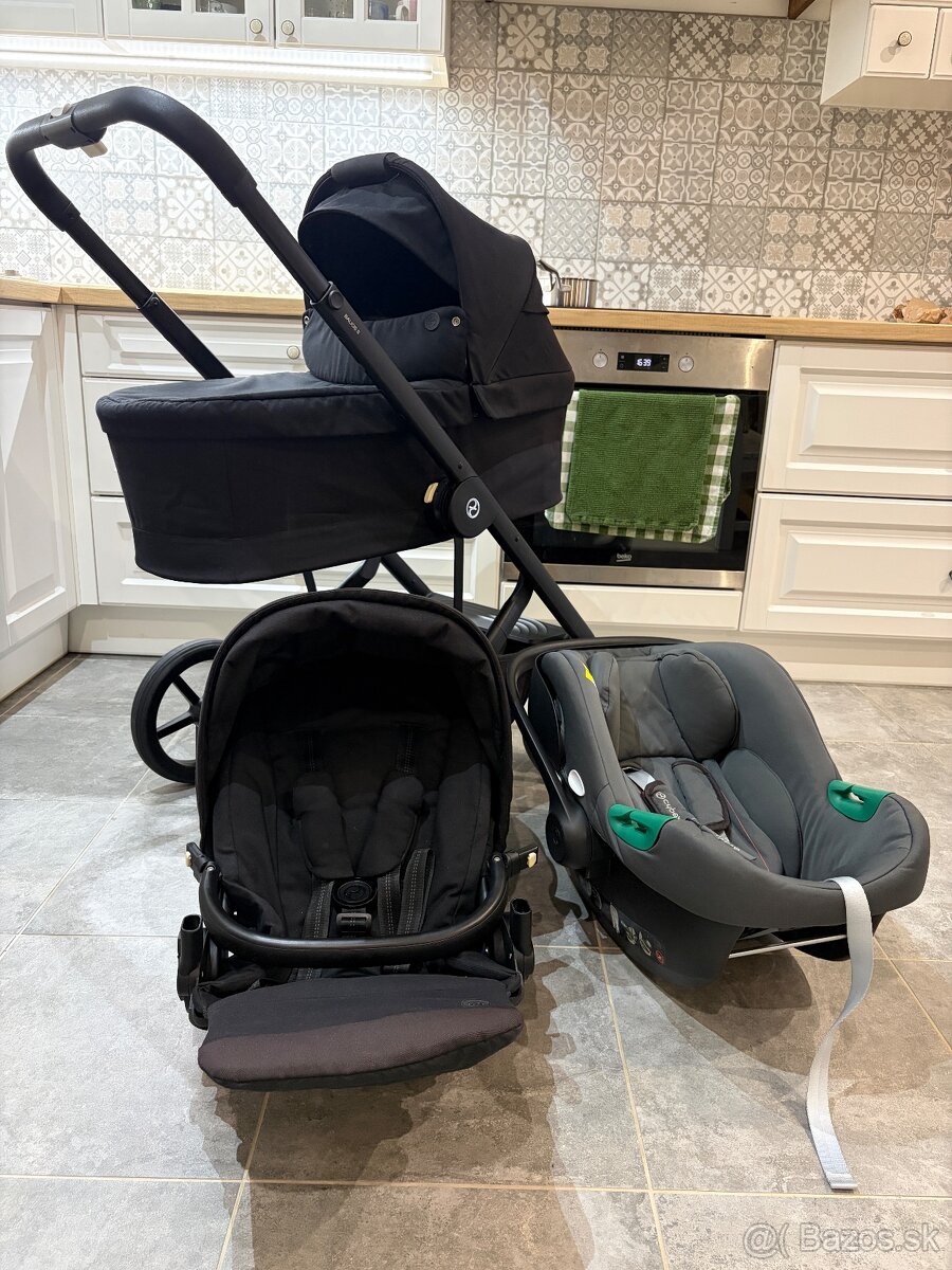 Čierny kočík Cybex Balios S Lux - 2