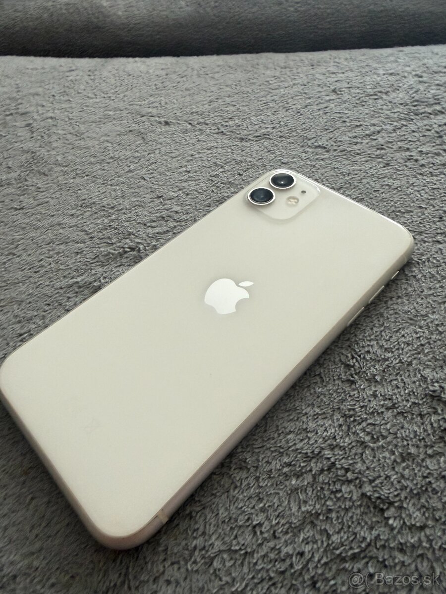 Iphone 11 - poškodený display - 2