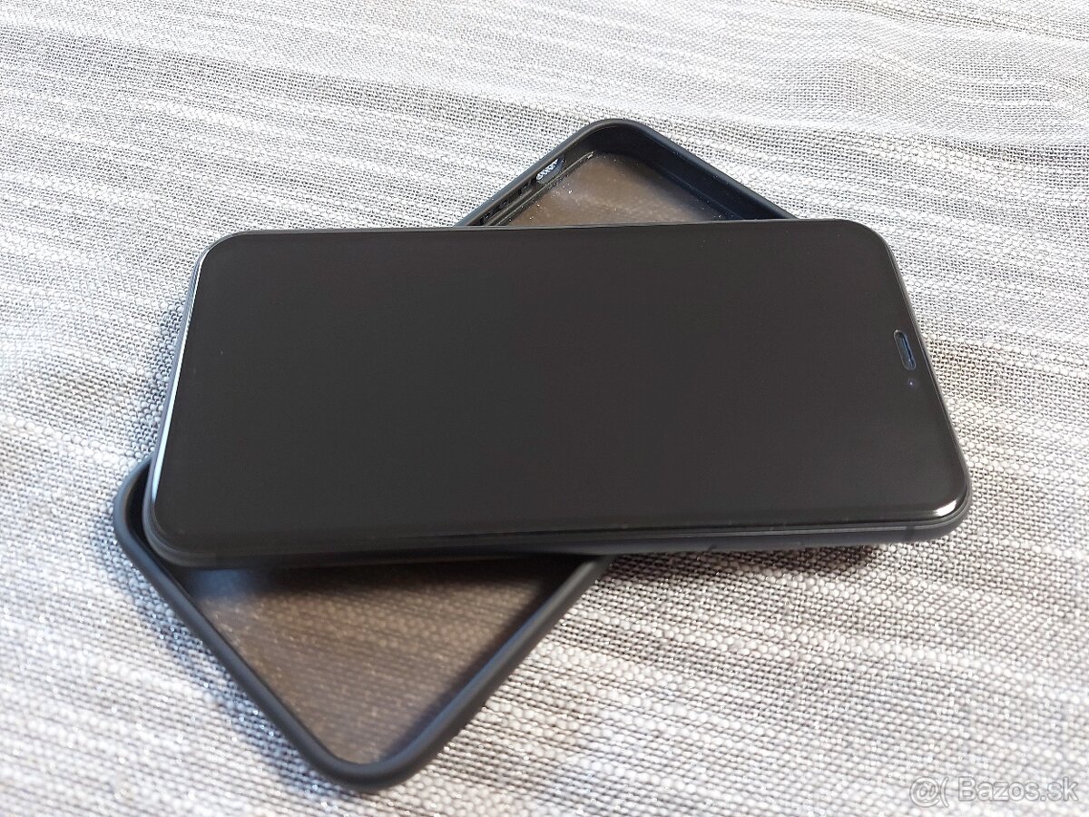 Apple iphone 11 v záruke - 2