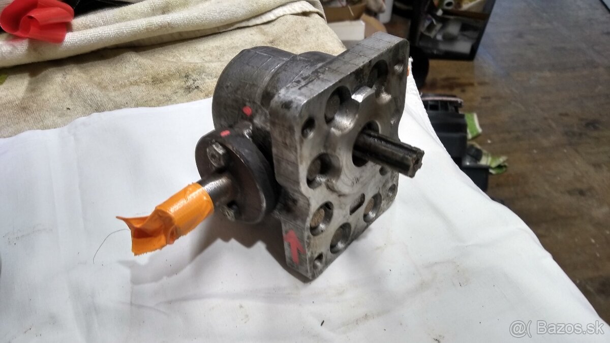 Hidraulicke cerpadlo z domcom a remenicou - 2