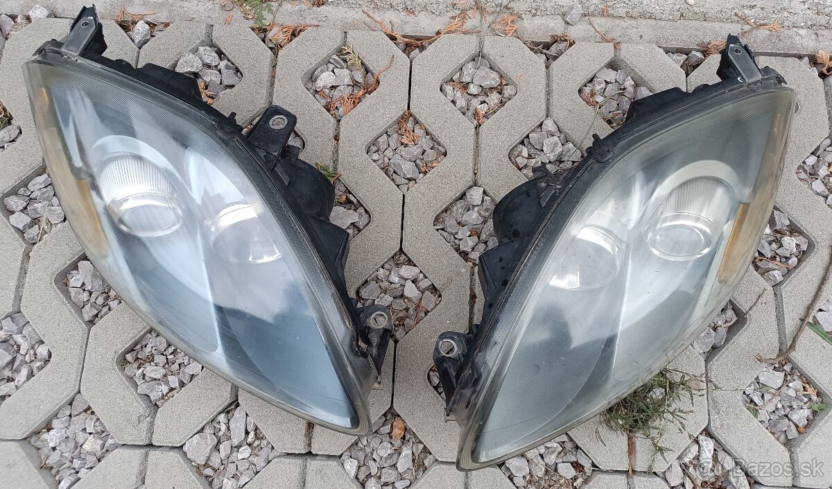 Predné svetla Fiat Croma 2008 - 2