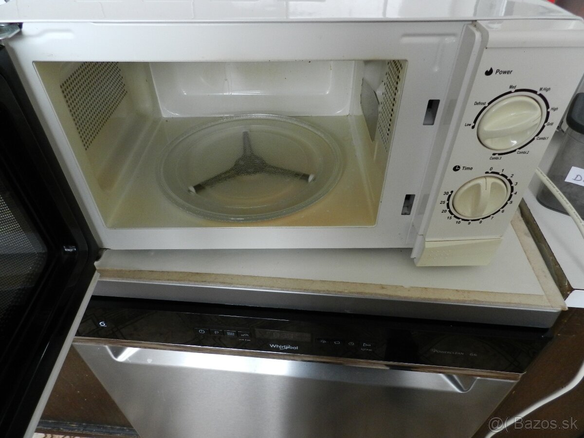 Mikrovlnná rúra+grill - 2