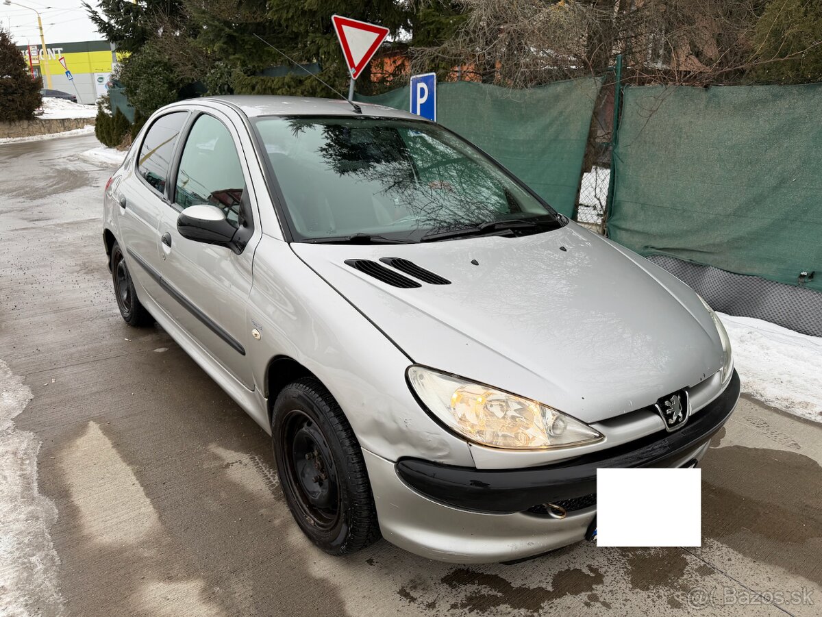 Peugeot 206 1.1 5P - 2