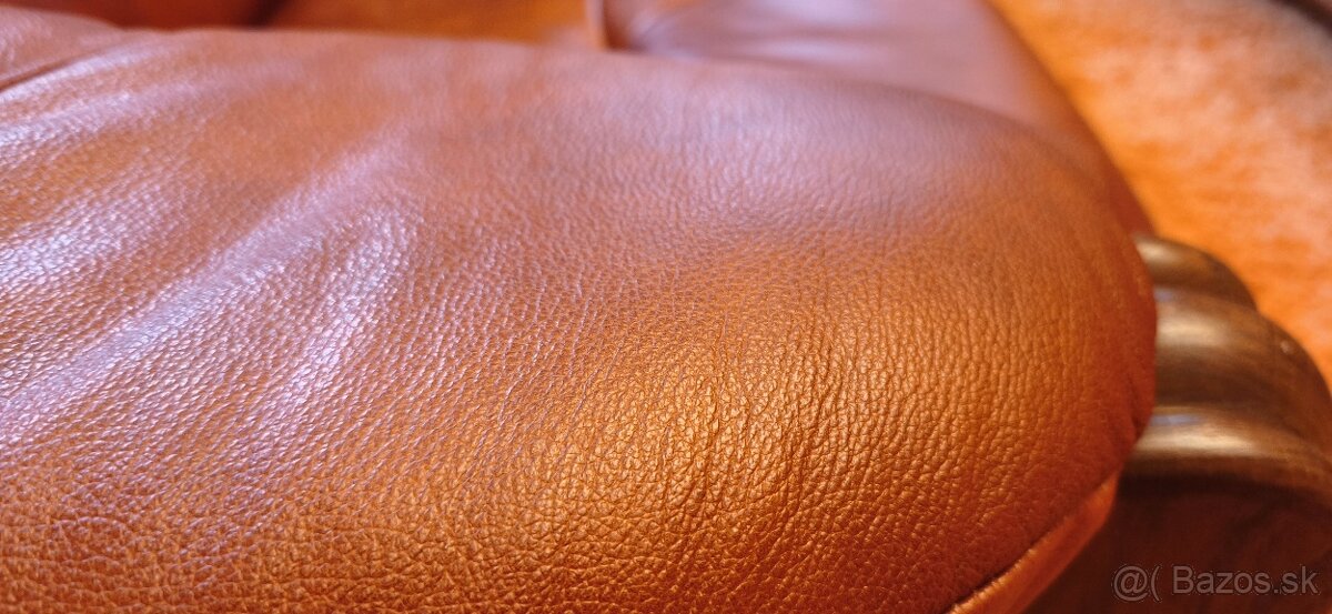 Kožená sedacia súprava + stol - 2