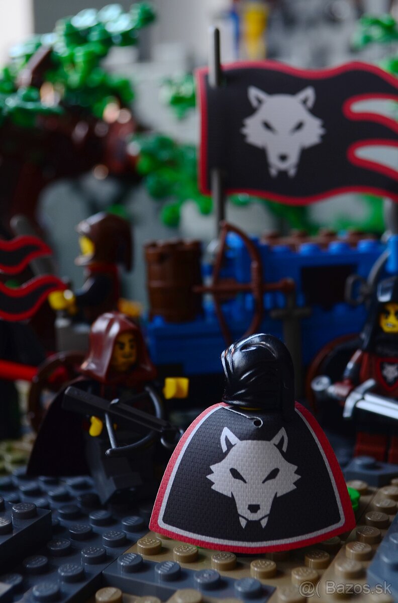 Predám Vlajky a Plášte pre lego castle - 2