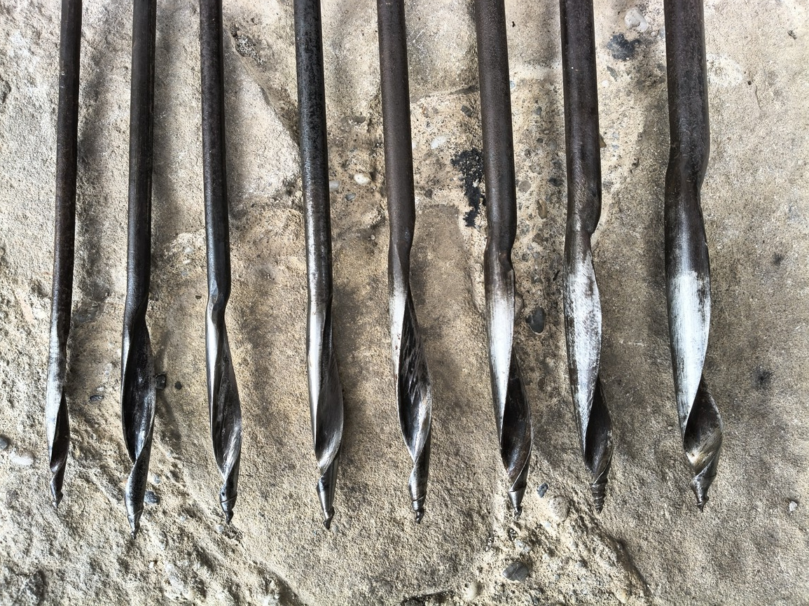 Nebožiec,nebožiece 8ks - 2