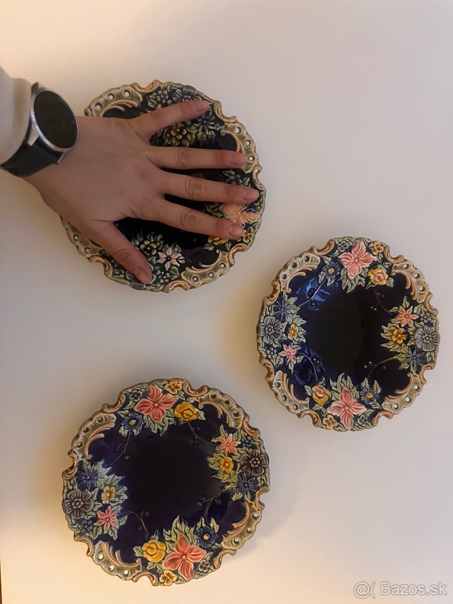 3 porcelánové tanieriky - 2