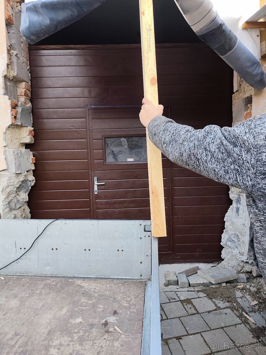 Sekcna garážová brana - 2