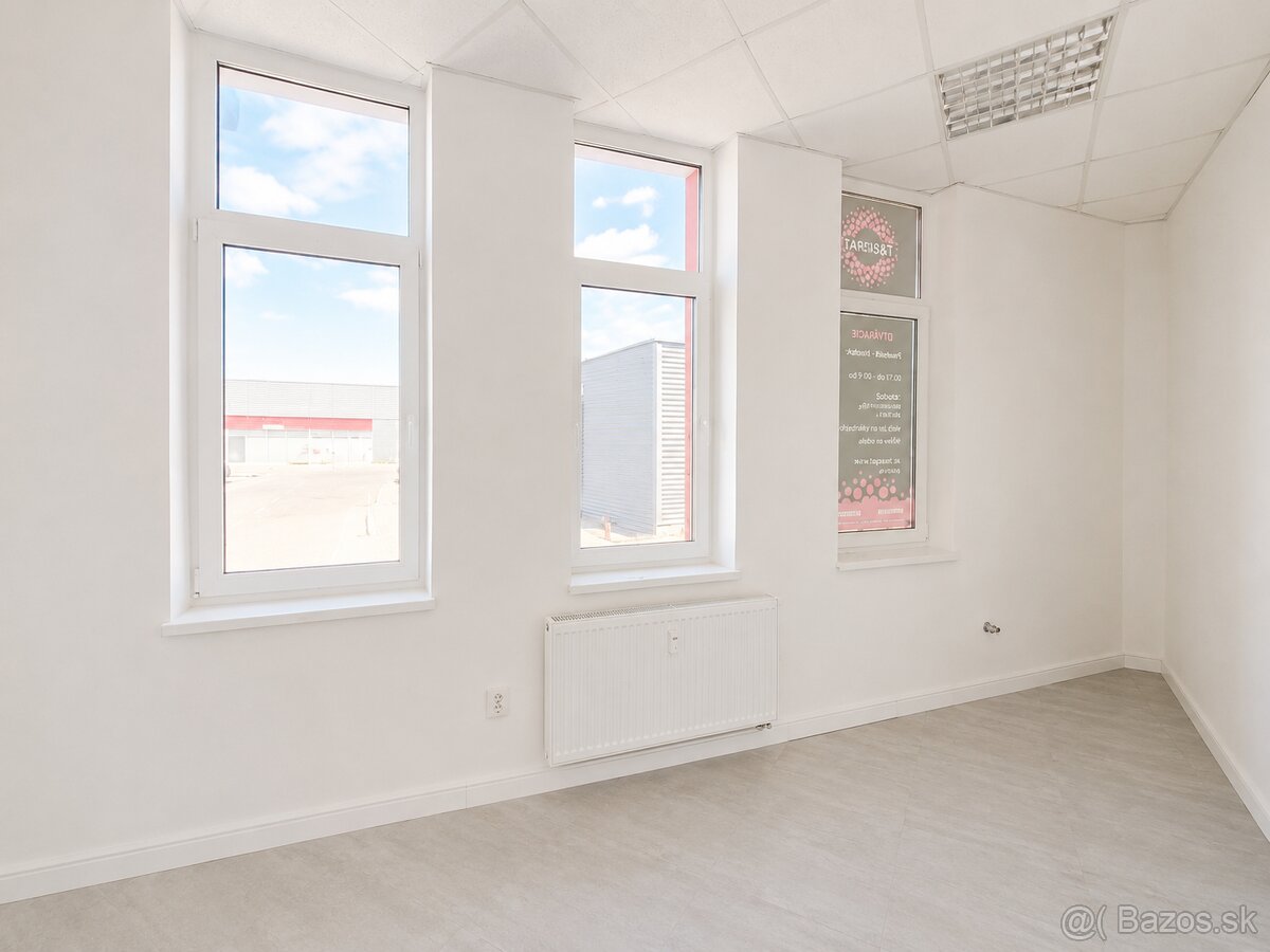 🚀🔑Začnite podnikať hneď – priestor s parkovaním – pohled 2