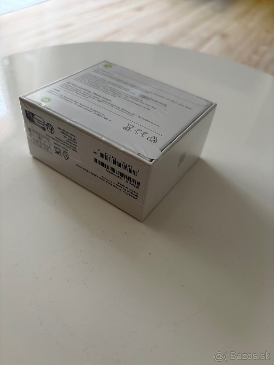 Apple AirPods Pro 3 - 2