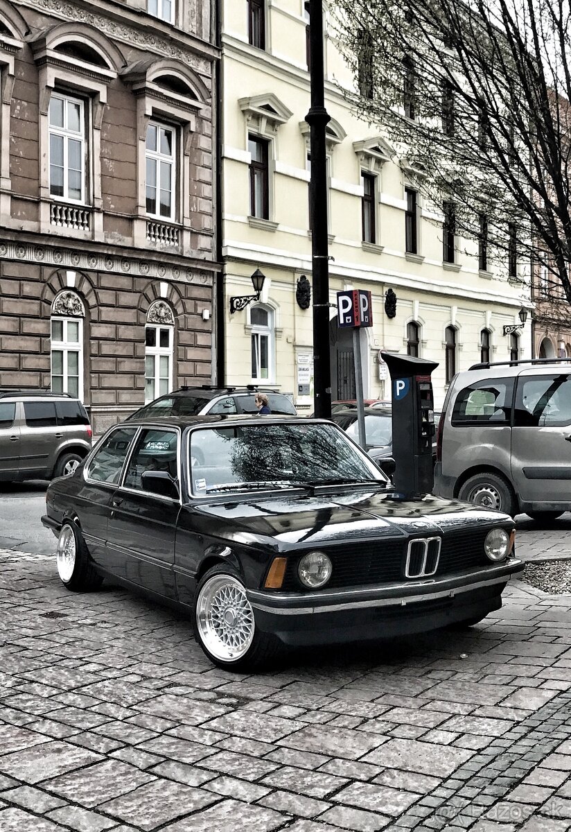 Bmw e21 - 2