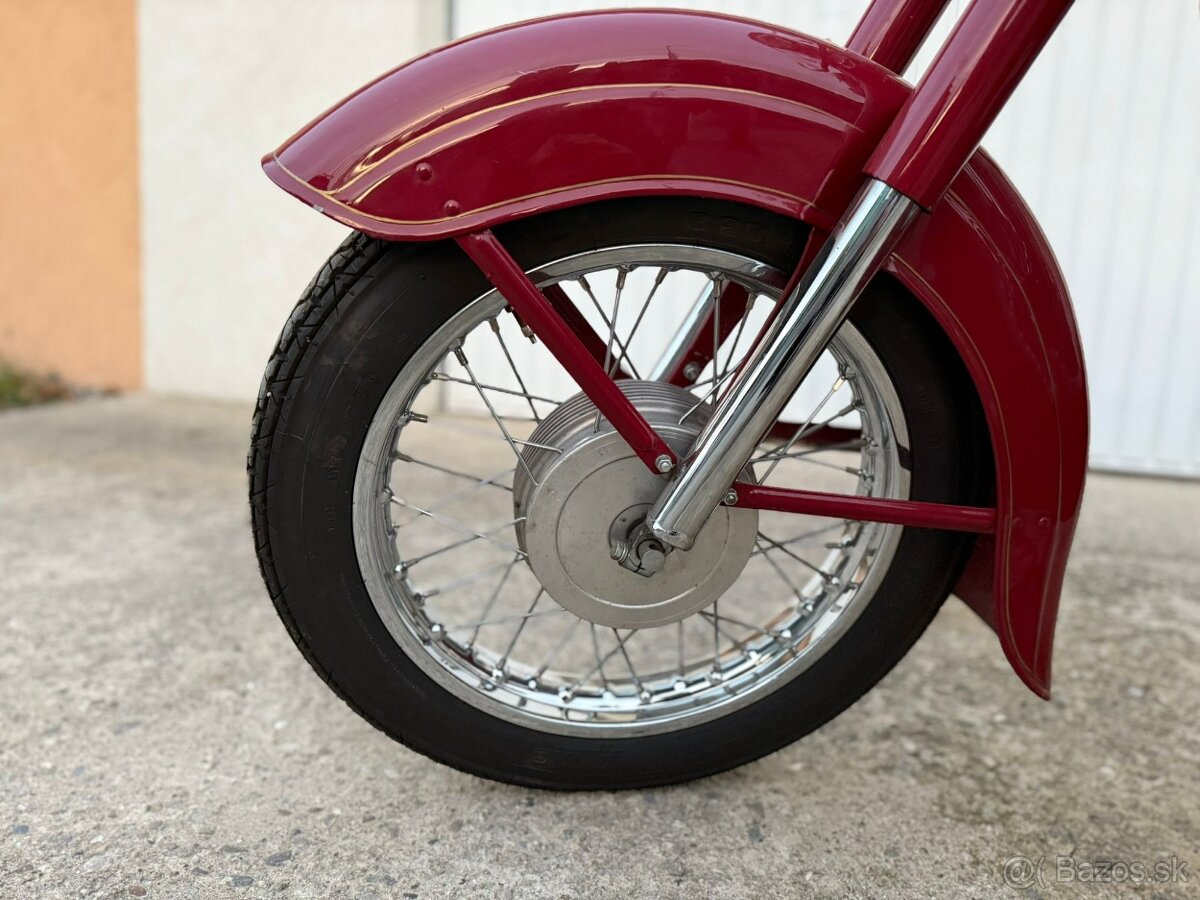 Jawa 250 typ 559 panelka - 2