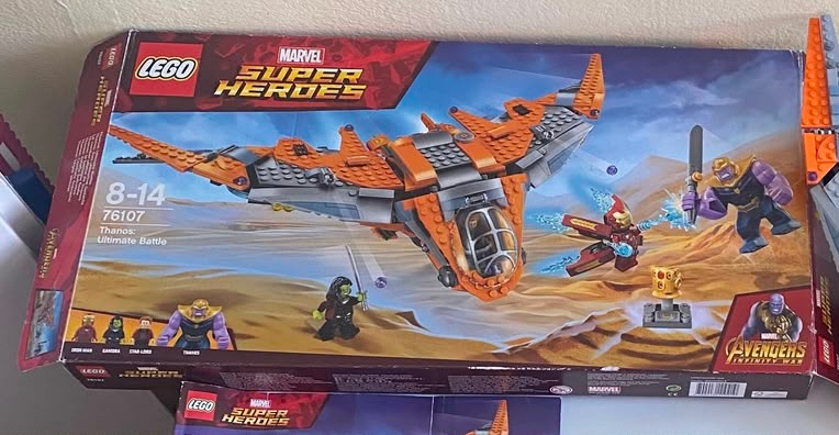 Lego Marvel set 76107 - 2