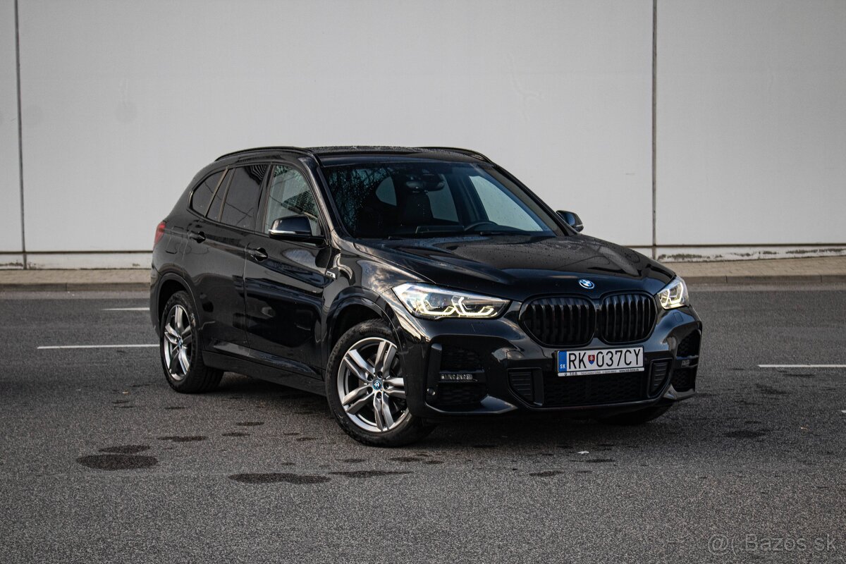 BMW X1 xDrive25e Koža, Servis BMW - 2