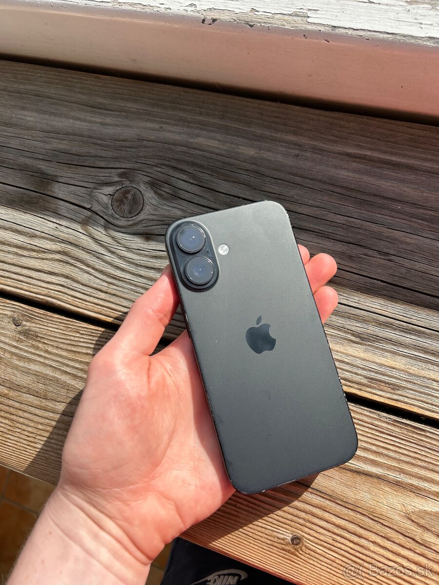 iPhone 16 - 2