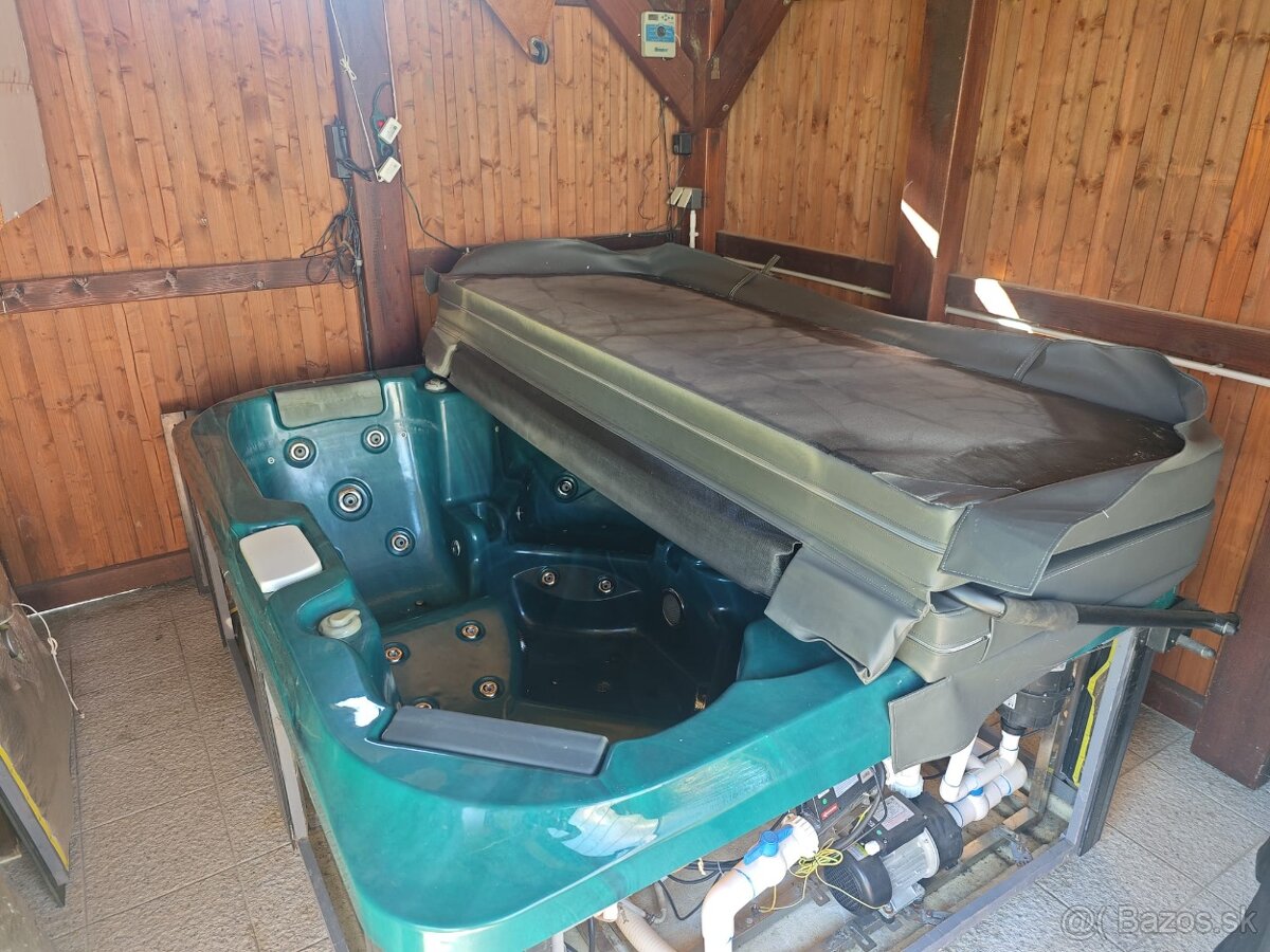 Termokryt na vírivku - 2