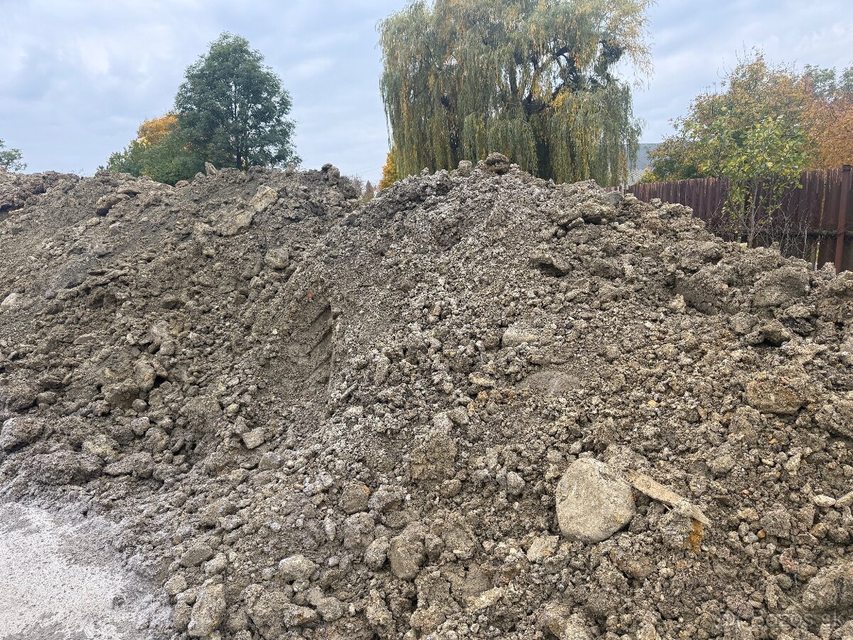 Darujem HLINU Presov - 2