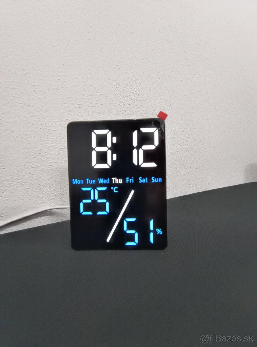 Predám nové hodiny 9.5cm x 12.5cm - 2