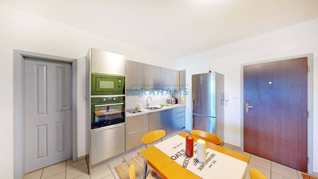 3D, predaj 2 izb. priestoru na bývanie s terasou, Šustekova, - 2