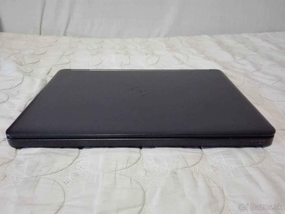 Dell. i5.SSD 128 GB+500 GB. 8 GB RAM. Nová baterka. - 2