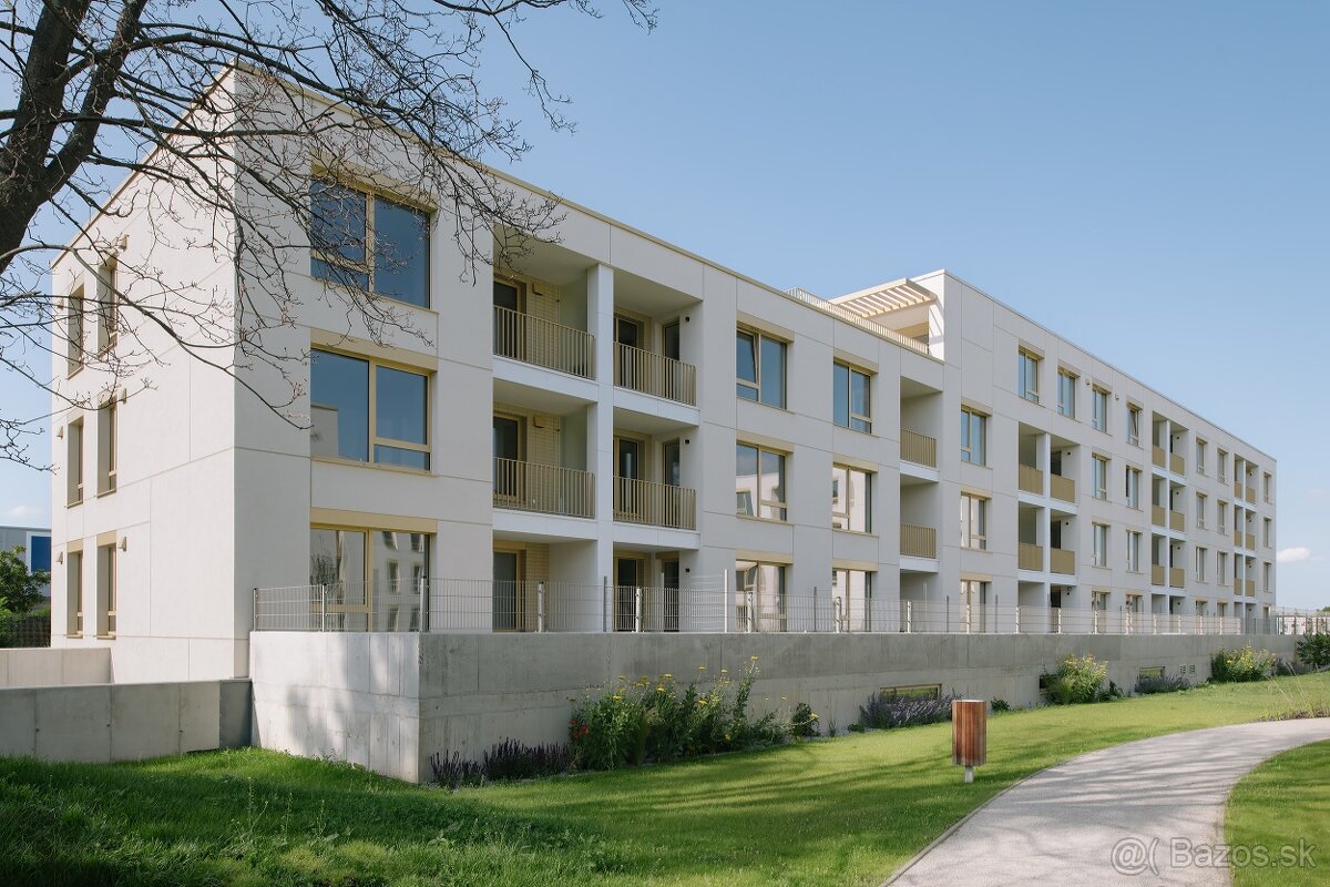 3i byt s predzáhradkou - možná dohoda o cene - 2