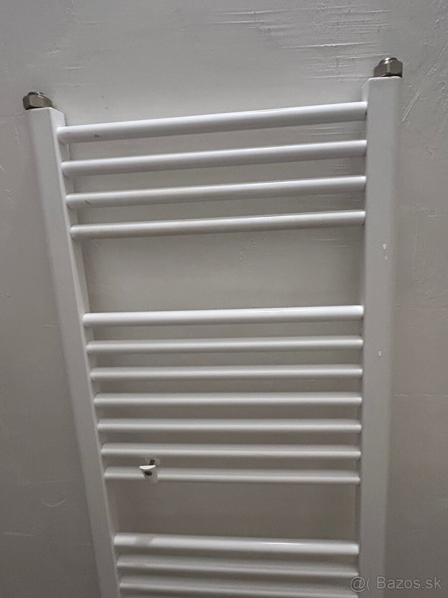 Radiátor do kúpeľne 44,5x136,5 - 2