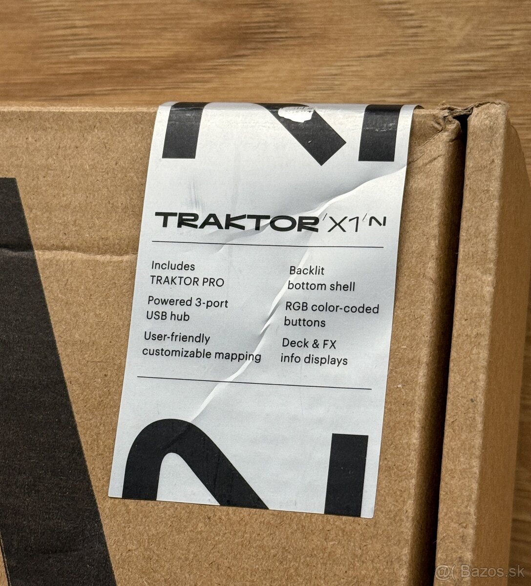 Traktor X1 mixážny kontroler - 2
