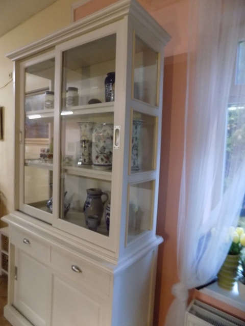 Vitrína - príborník - 2